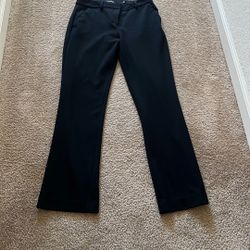 Express Women’s Barely Boot Columnist Pants Size 4 Short