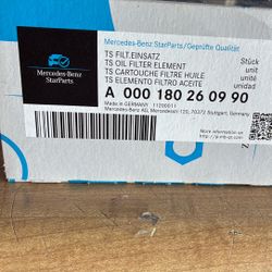 OEM MERCEDES R350 OIL FILTER *NEW* PART A 000 180 26 09 90