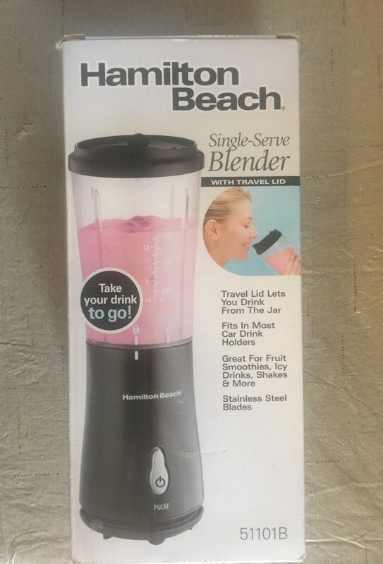 Single Serve Blender, NEW, Perfect for on the go.