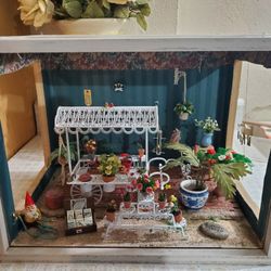 Miniature Garden Shadow Box, Dollhouse