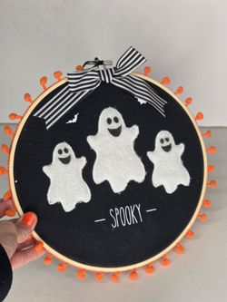 Halloween Ghost Embroidery Hoop Wall Hanging Spooky Decor 9 Inch