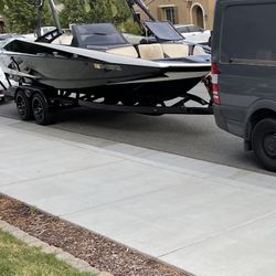 2012 AXIS 21’