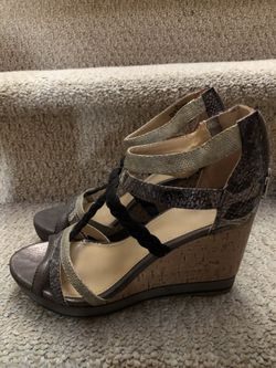 New York & Company Wedges size 8