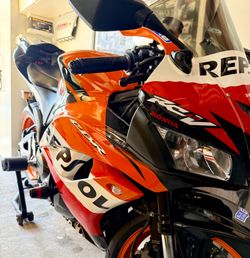 2007- Cbr600rr