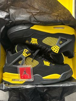 Yellow thunder retro 4s