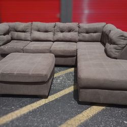 Free Delivery Today! Like New! Steam Cleaned Ashley Furniture Sectional Couch With Ottoman. Pet Free! Nice Sofa 