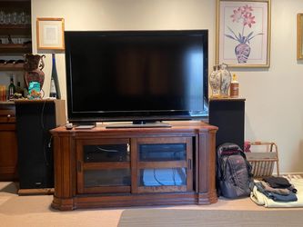 Mahogany  Entertainment stand