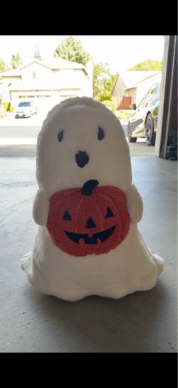 Ghost Halloween Decor