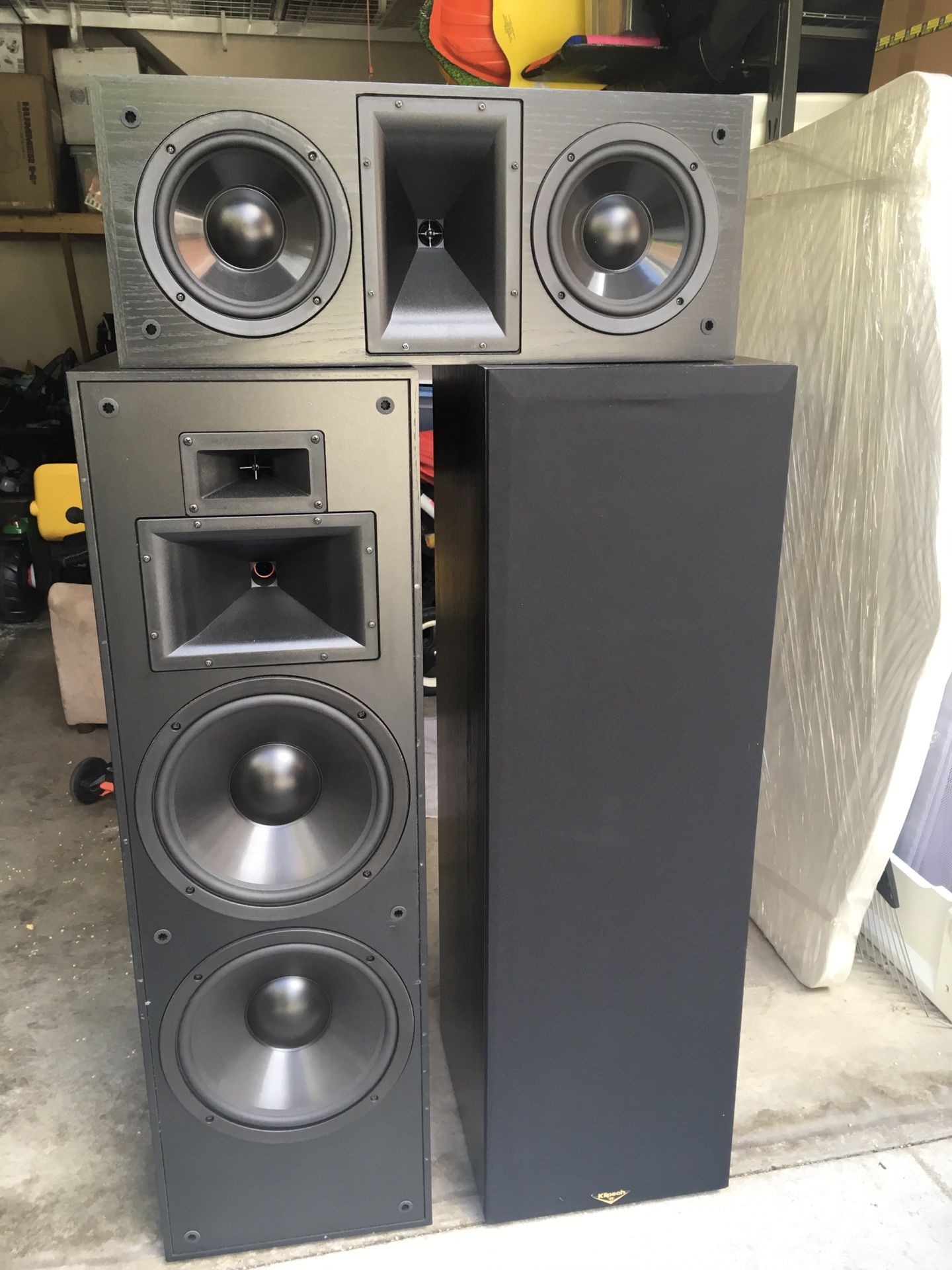 Klipsch KLF-30 Front Speakers / KLF-C7 Center Speaker