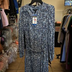 Women Well Worn Dress Size Large