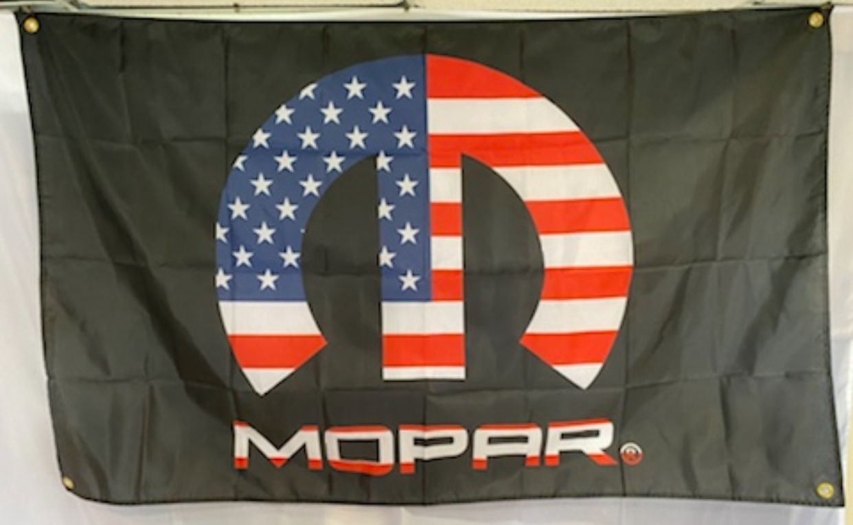 Mopar Wall Flag (3’x5’)