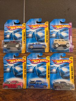 2007 hot wheels Chevy Silverado hummer dodge ram truck collectible