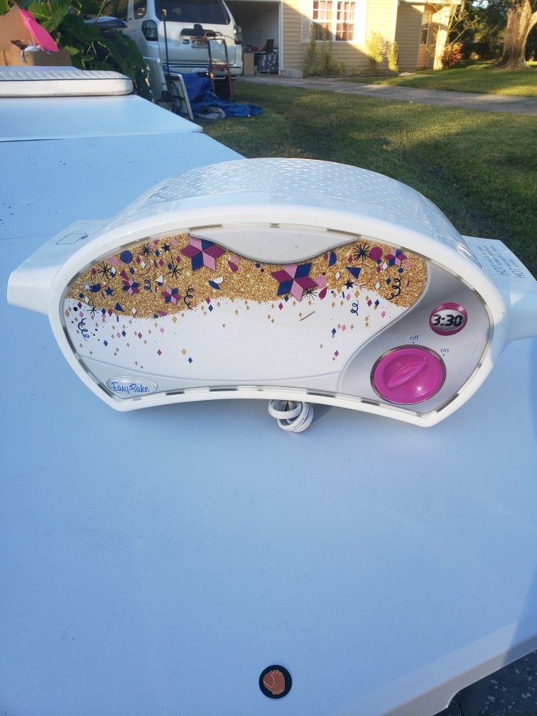 Easy Bake Oven