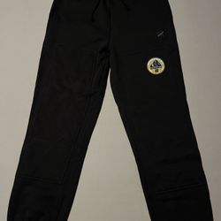 Undefeated Quilted Panel Double Knee Heavyweight Sweatpants Brand New DS