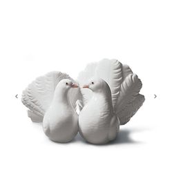 Lladro Couple of Doves Figurine