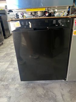 Season Black Built-In Dishwasher