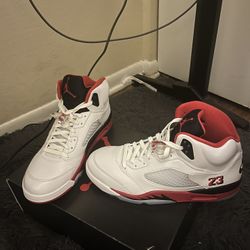 Jordan 5 Fire Red