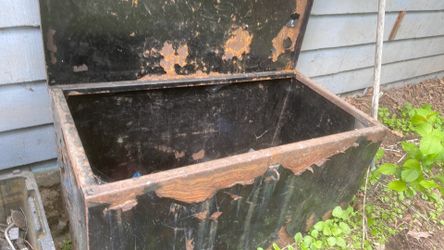 Heavy steel lock box