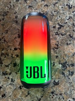 JBL Pulse Portable Bluetooth Speaker USB-C Black w/ Carrying Strap Open Box,