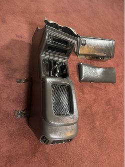 Silverado gmc Chevy console 99/07 gm trucks