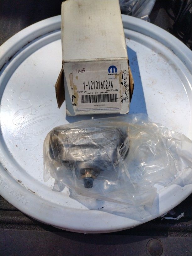 OEM* Never Used Wheel Drum Cylinder For Sale