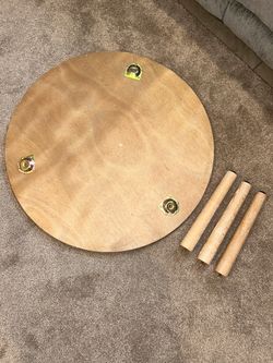 Coffee Table (Easy to Move)