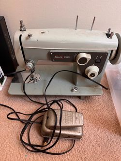 Vintage Sears Kenmore Sewing Machine – Model 148.12060
