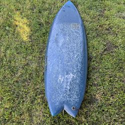 Surfboard 5’ Fish Tri-fin Fiberglass 