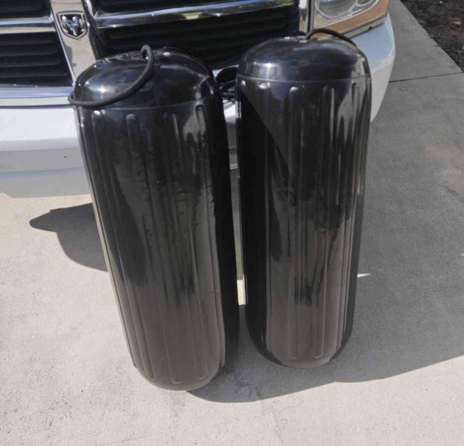 Large Fenders,Polyform HTM-4
