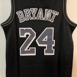 Kobe Bryant Jerseys 