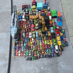 Remote Controlled Excavator And Hot Wheels Cars And Extras 