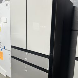 Samsung - BESPOKE 29 cu. ft. 4-Door French Door Smart Refrigerator with Beverage Center - white Glass and Gray.
