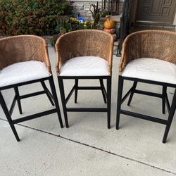 Three Barstools Bayou Breeze