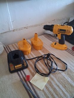 De Walt Cordless Electric Drill 18v