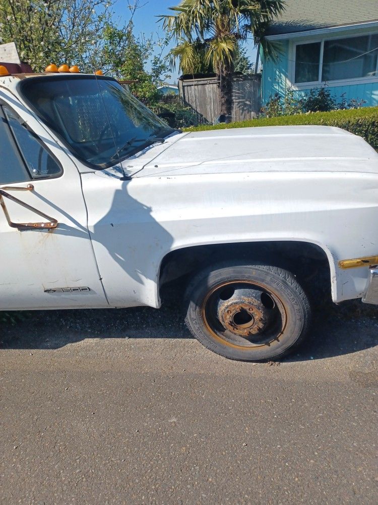 1989 Chevrolet 3500