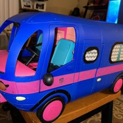 LOL Surprise OMG 4-in-1 Glamper Fashion Camper Purple Blue Most Accessories