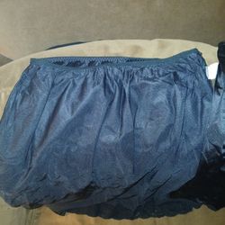 2 Women's Underskirt 