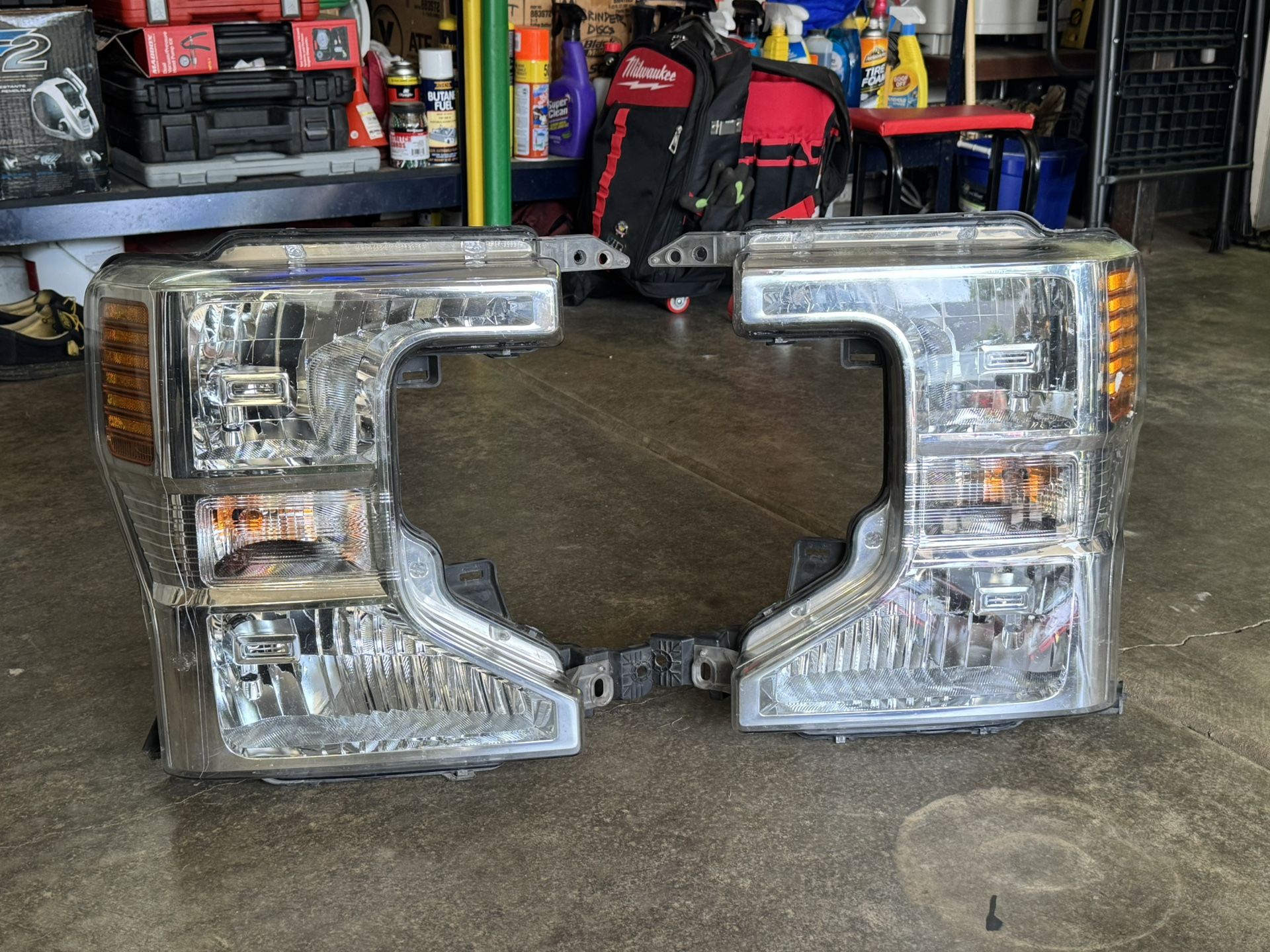 Ford SuperDuty Headlights Tail lights Grill