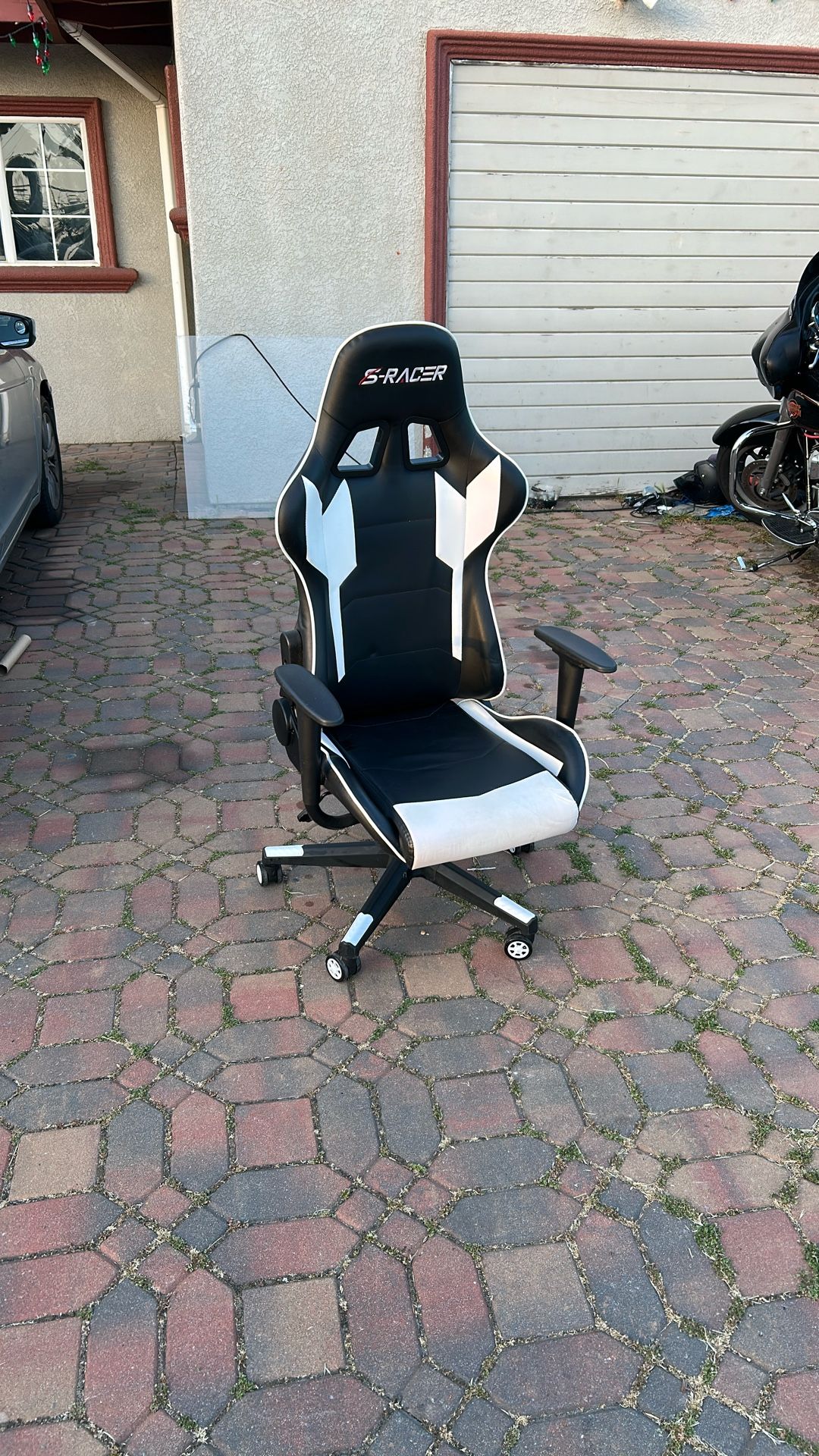 S-racer chair