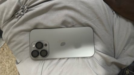 iPhone 16 pro