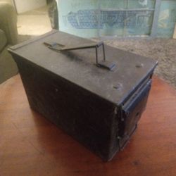 Vintage bullet box