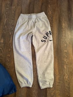 Supreme Arc sweatpants
