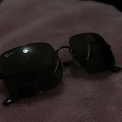 Ray-Ban Square 1971 Classic sunglasses with metal frame