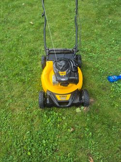Dewalt self propelled mower