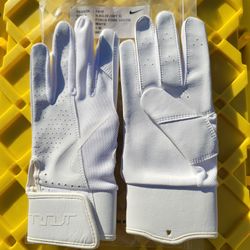 Brand New Nike Trout Batting Gloves White White Youth Medium