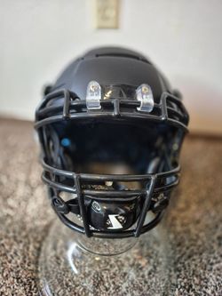 FOOTBALL HELMET