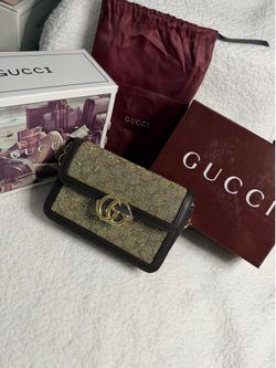 Sparkly purse