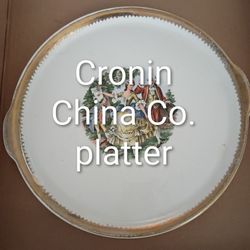 Chantilly Trimmed Gold Dishes With Victorian Couple 