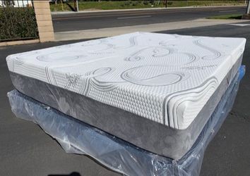 Queen Memory Foam