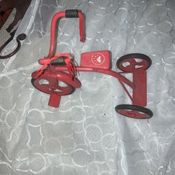 Vintage Boyds Bears Red Tricycle $10 (TOY)